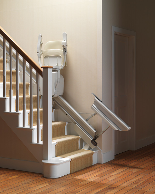 Stairlifts-Stannah-Retractable-Rail-2