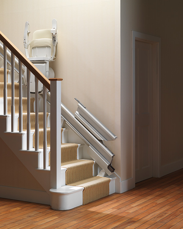 Stairlifts-Stannah-Retractable-Rail-3