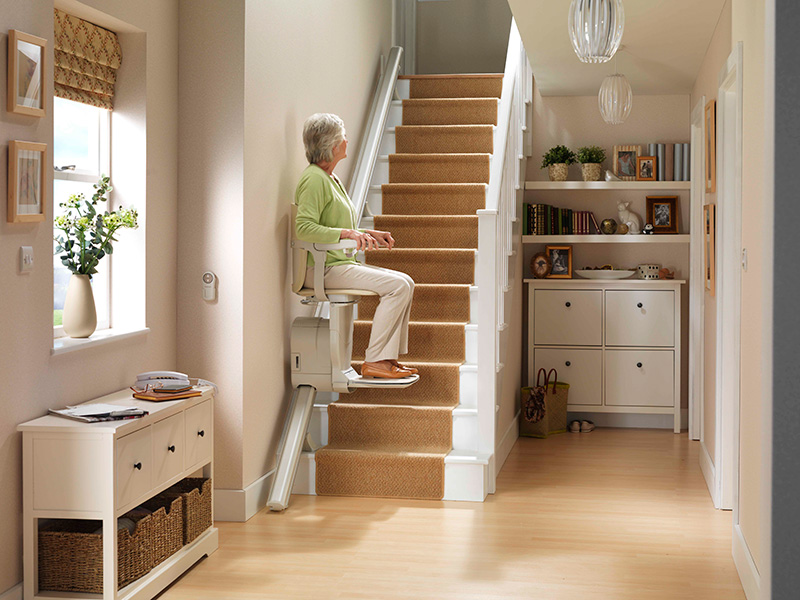 Stairlifts-Stannah-Siena-600-1-res